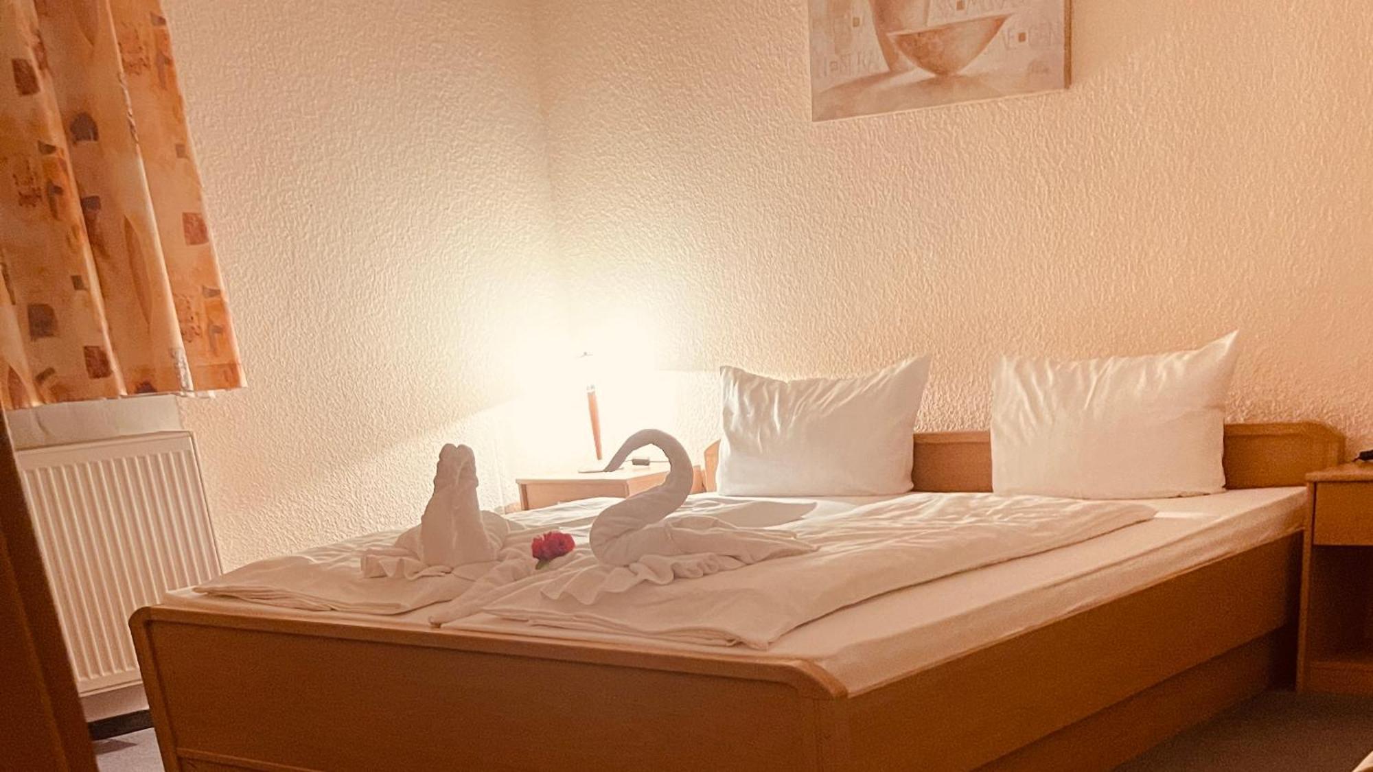 Hotel Merkur Garni Sarstedt Εξωτερικό φωτογραφία